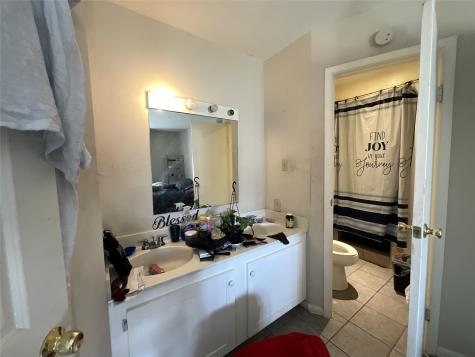 9090 S Braeswood Boulevard 89 Houston TX 77074