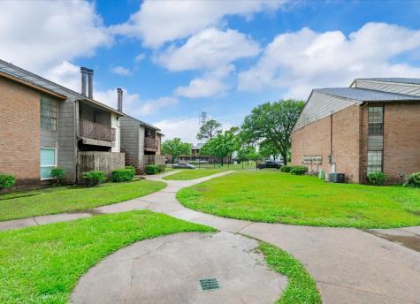 9090 S Braeswood Boulevard 89 Houston TX 77074