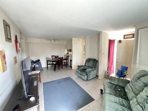 9090 S Braeswood Boulevard 89 Houston TX 77074