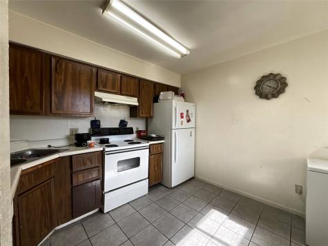 9090 S Braeswood Boulevard 89 Houston TX 77074