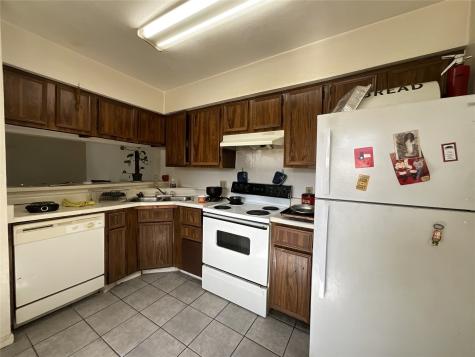 9090 S Braeswood Boulevard 89 Houston TX 77074