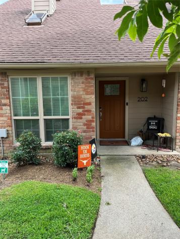 6700 Richardson Road 202 Houston TX 77069