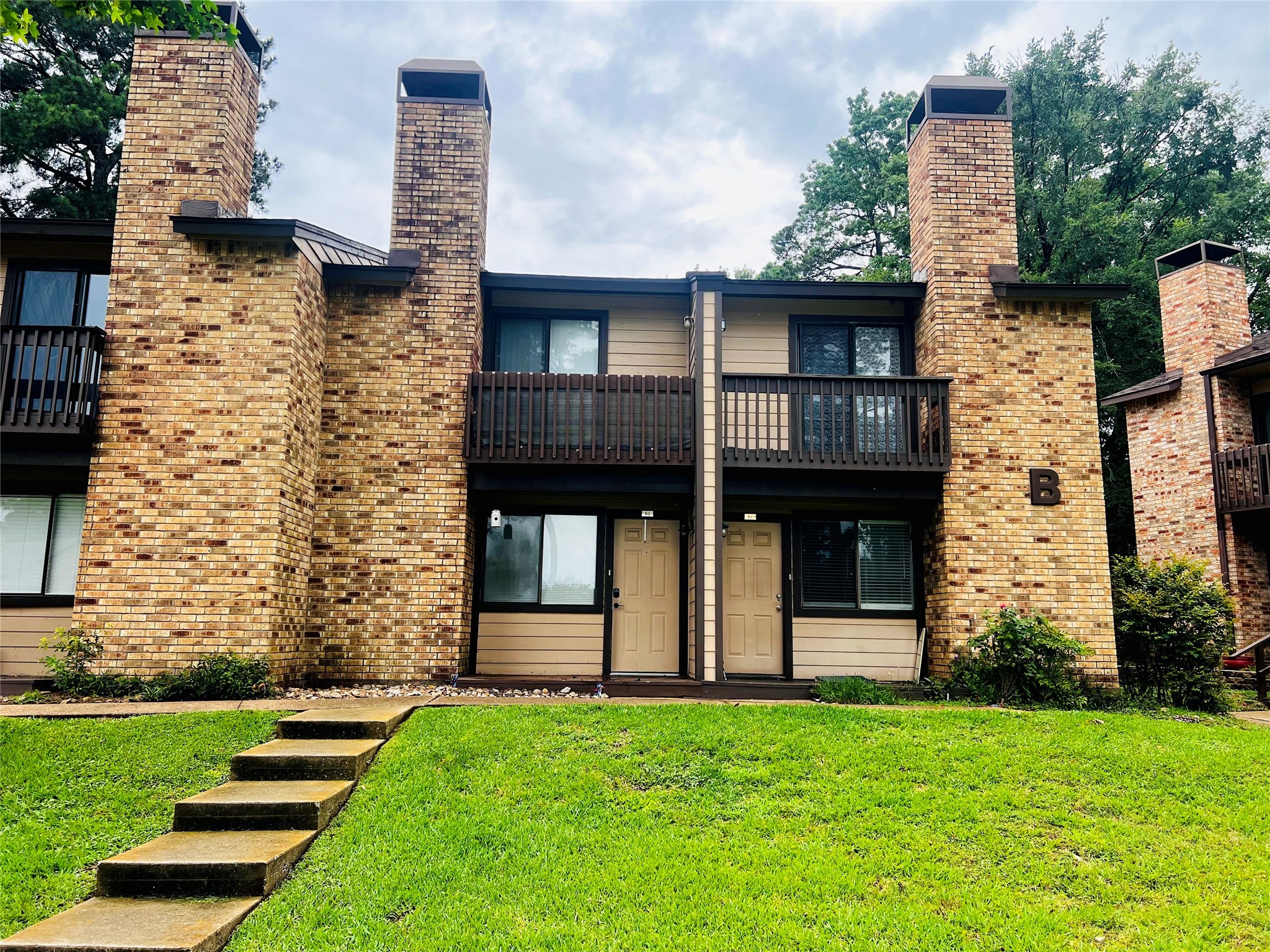 2521 Crosstimbers Street B4 Huntsville TX 77320