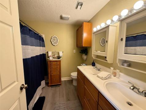 418 Garland Drive 120 Lake Jackson TX 77566
