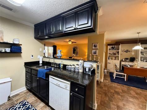 418 Garland Drive 120 Lake Jackson TX 77566