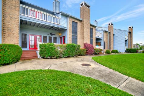 2601 S Broadway Street 17 La Porte TX 77571