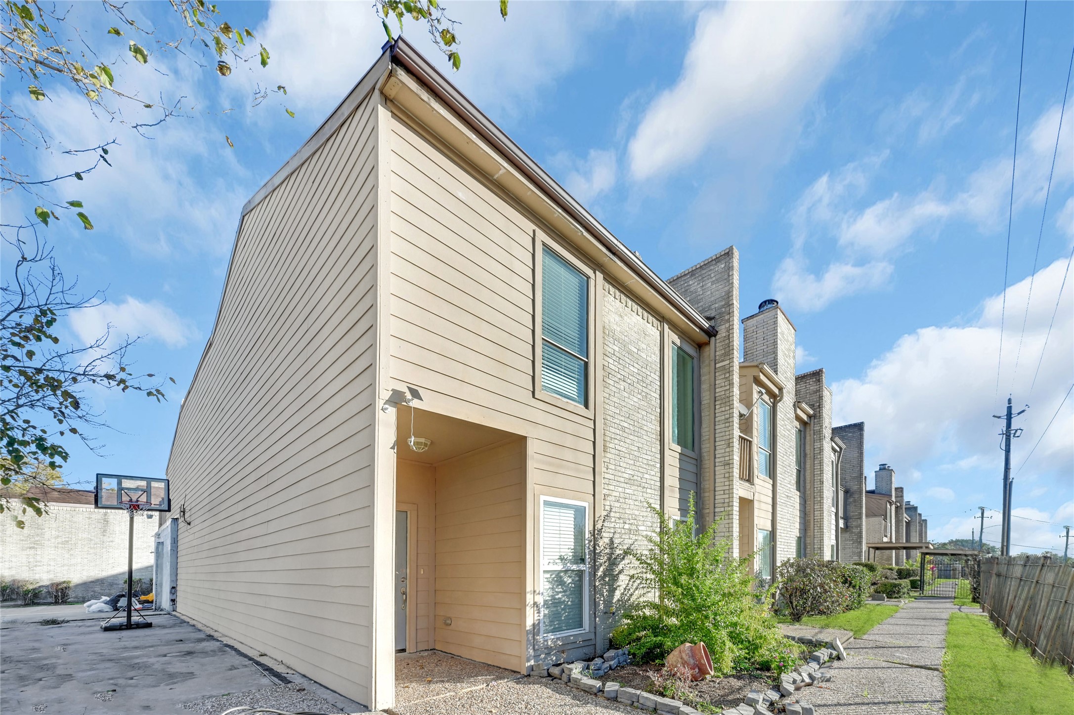 11280 Braes Forest Drive 102 Houston TX 77071