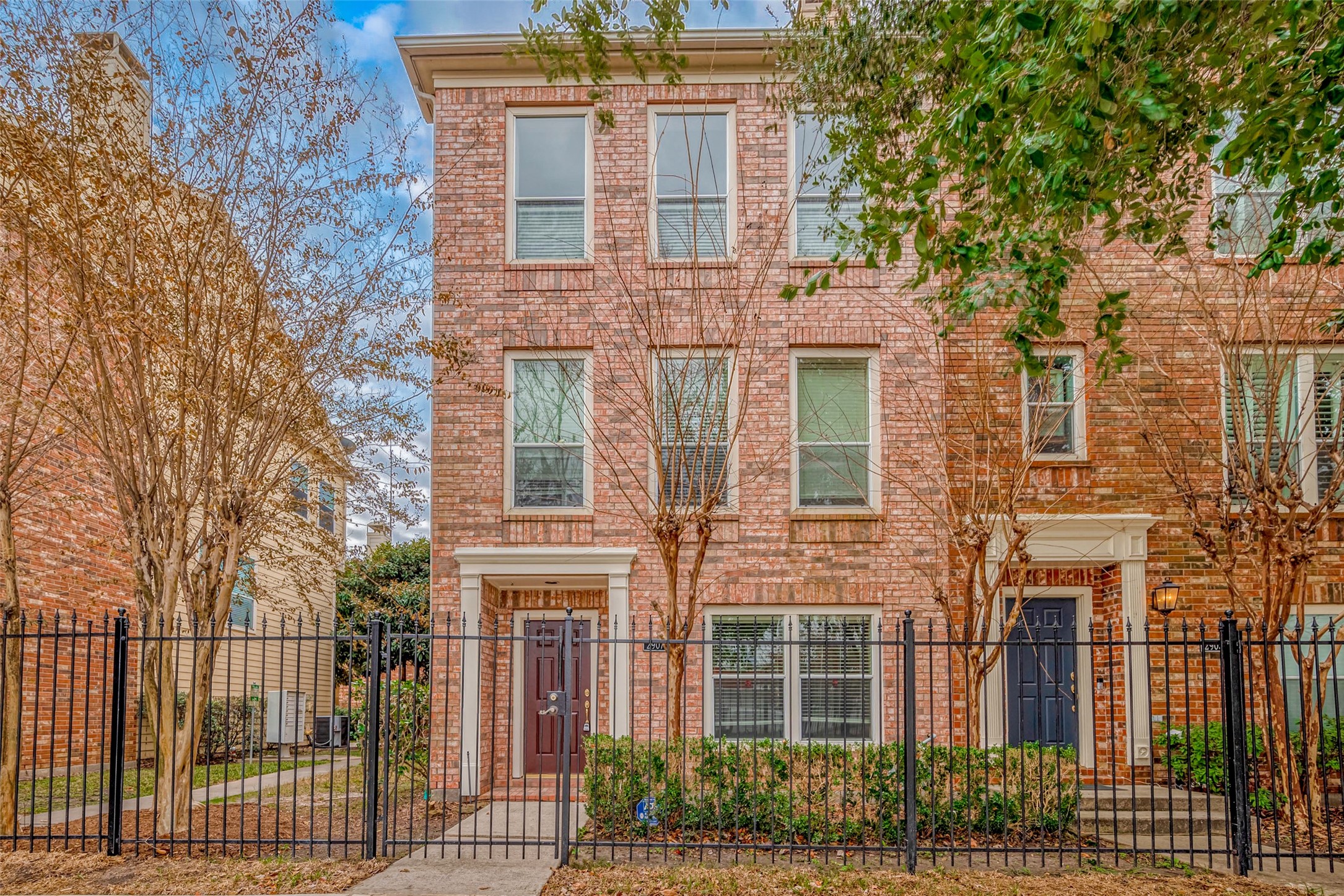 2907 Caroline Street Houston TX 77004