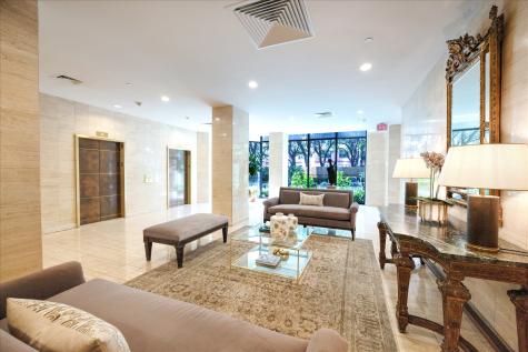 15 Greenway Plaza 19e Houston TX 77046