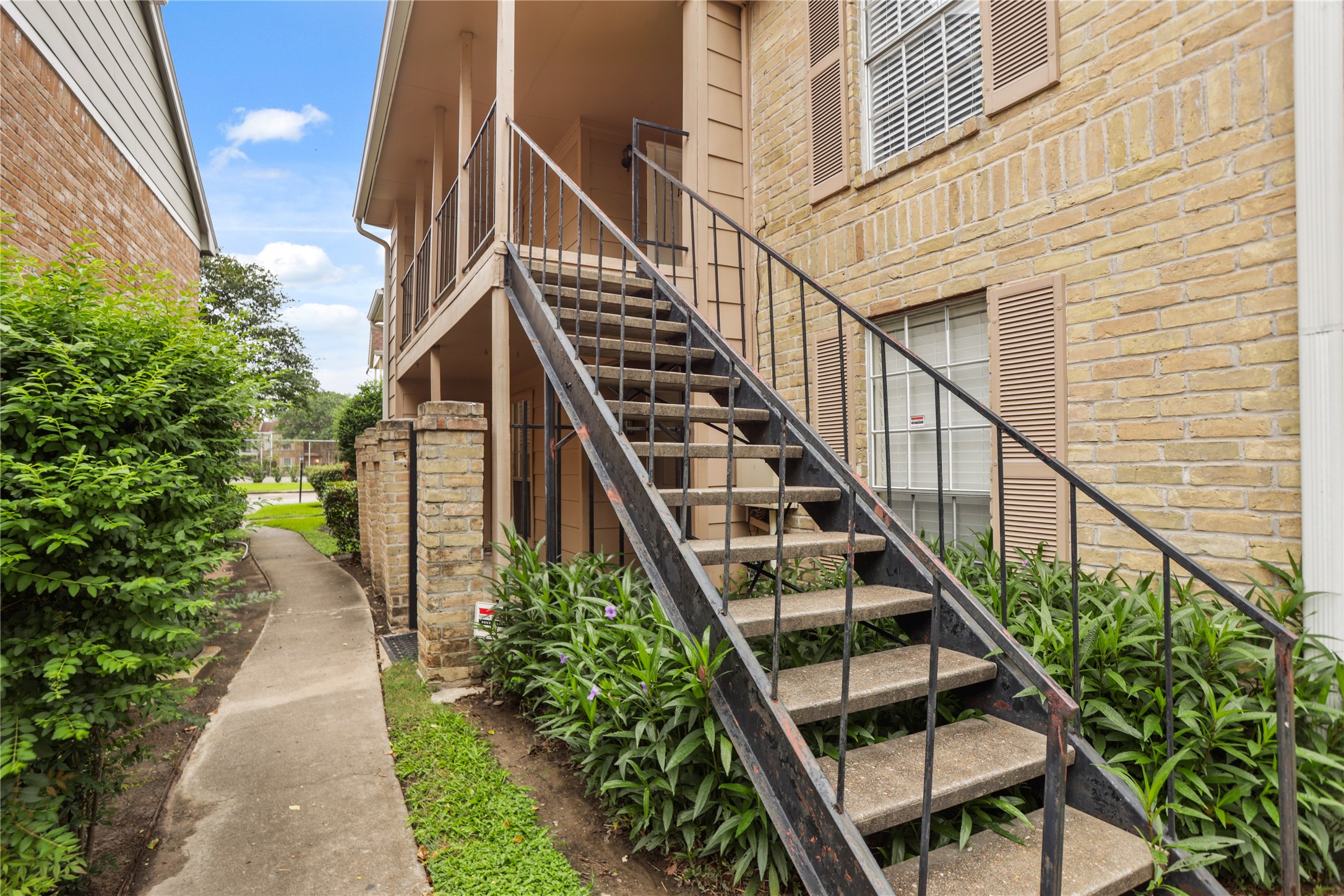 2800 Jeanetta Street 1406 Houston TX 77063