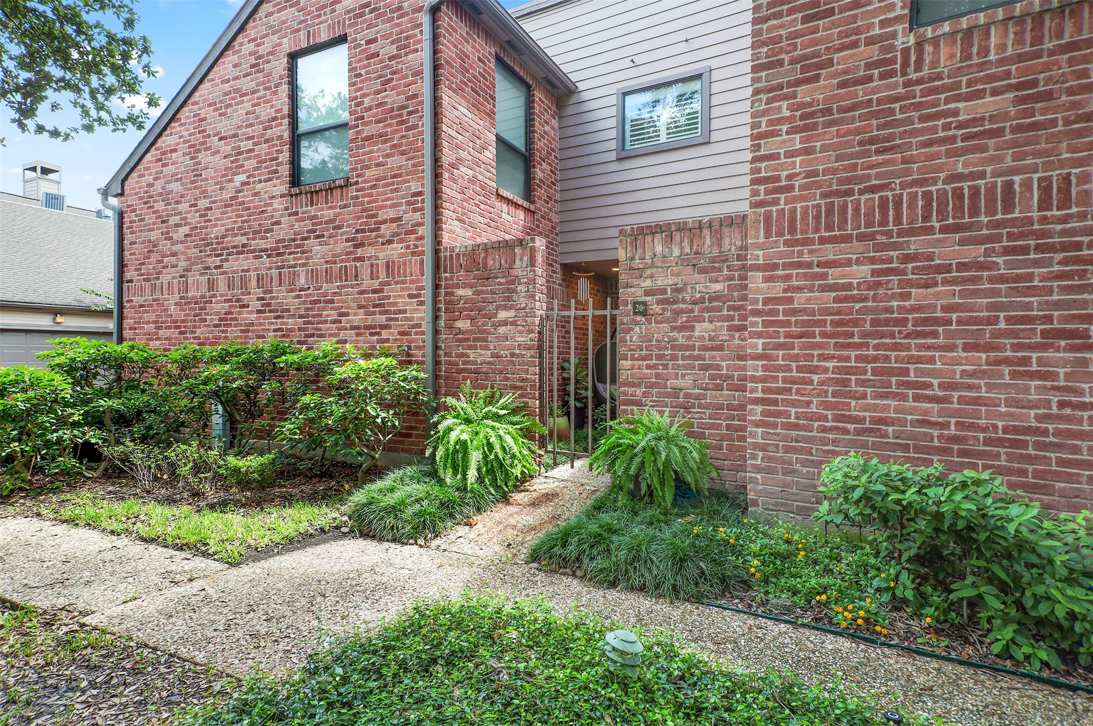 7447 Cambridge Street 20 Houston TX 77054