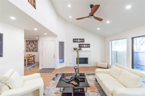 1364 Chardonnay Drive Houston TX 77077