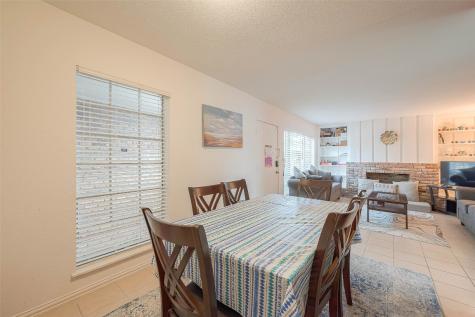 2201 Fountain View Drive 54 Houston TX 77057