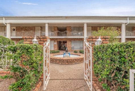 2201 Fountain View Drive 54 Houston TX 77057