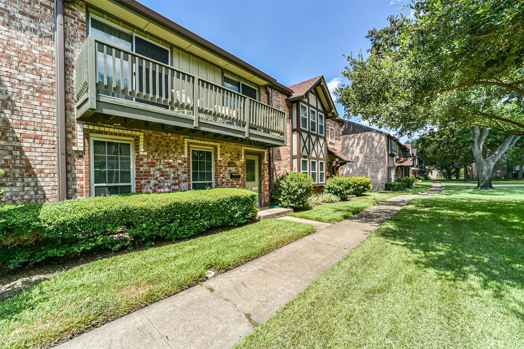 2335 Triway Lane Houston TX 77043