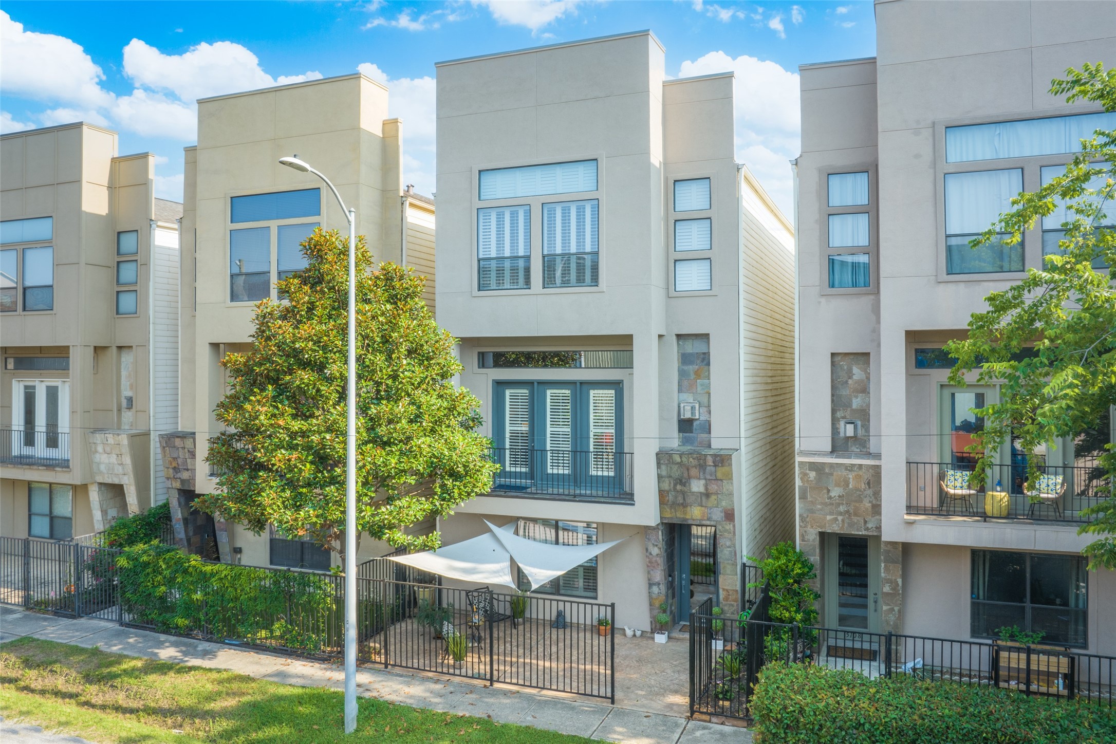5110 Lillian Street Houston TX 77007