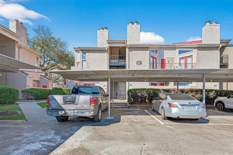 10855 Meadowglen Lane 722 Houston TX 77042