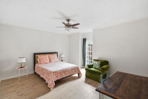 5711 Sugar Hill Drive 93 Houston TX 77057