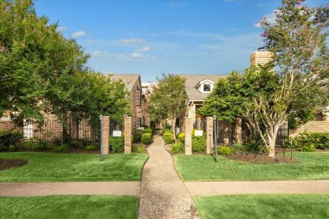2435 Nantucket Drive Houston TX 77057