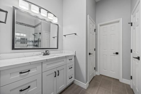 6631 Independence Boulevard Baytown TX 77521