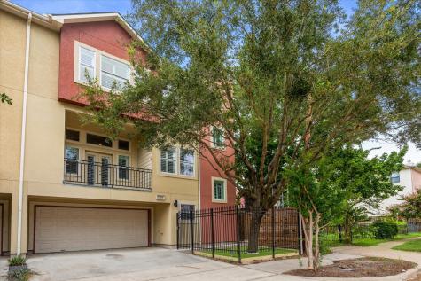 1031 W 23rd Street Houston TX 77008
