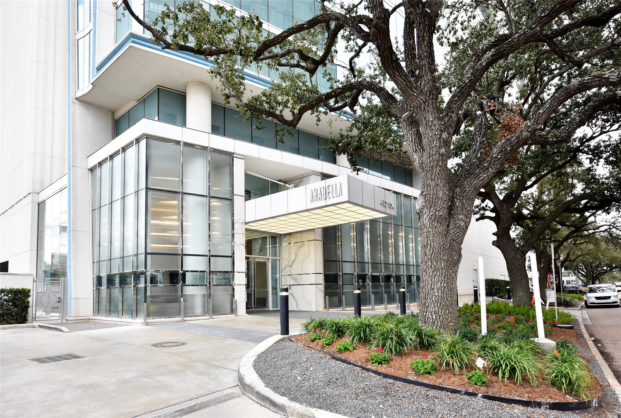 4521 San Felipe Street 1505 Houston TX 77027