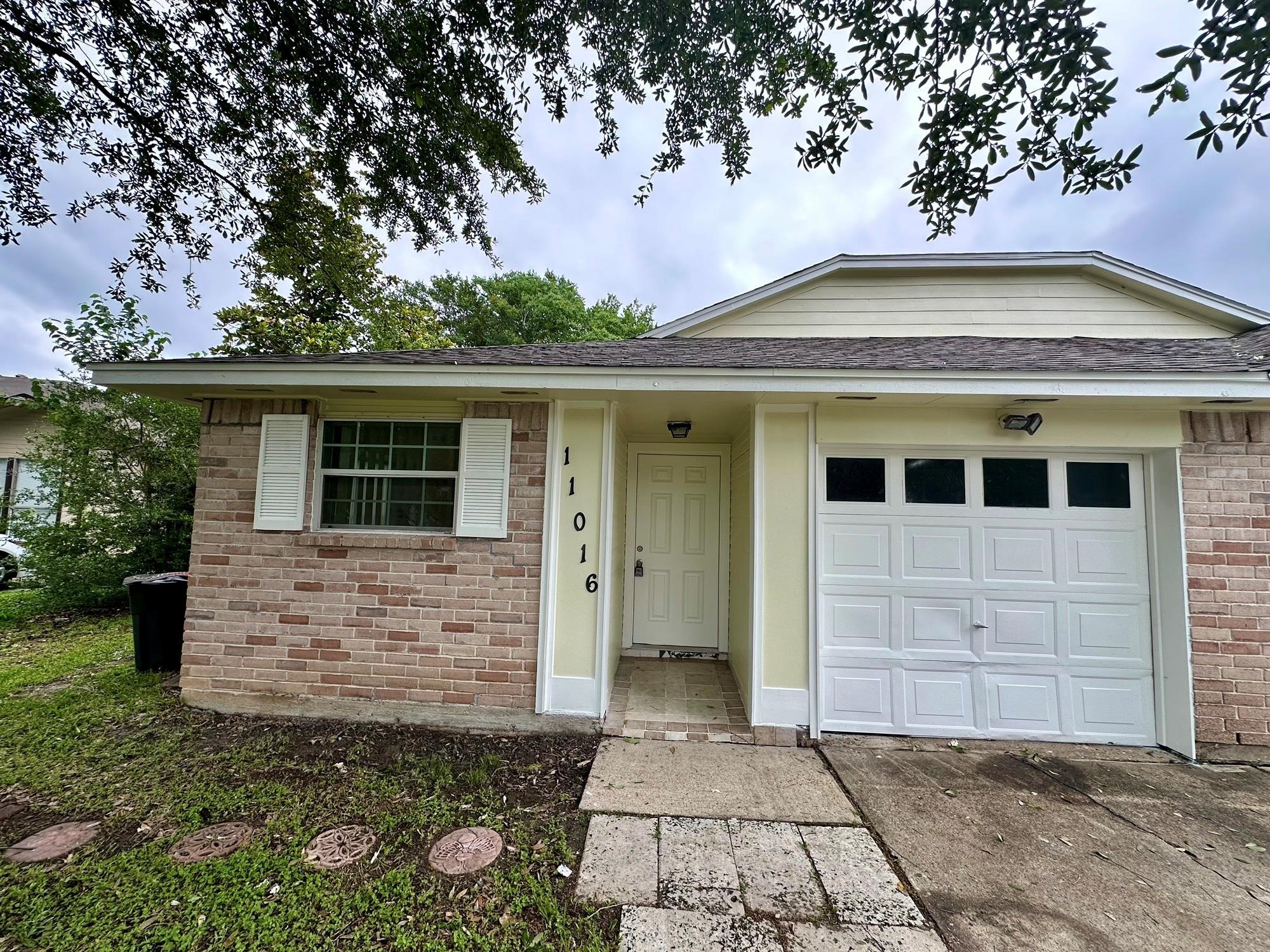 11016 Tanglehead Court Houston TX 77086