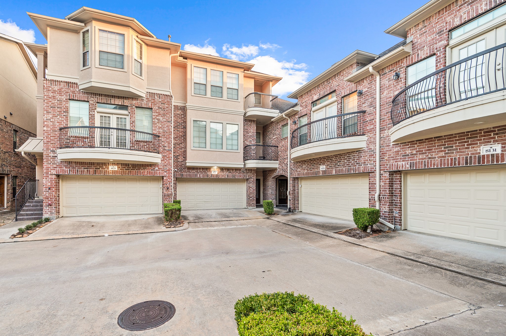 8127 Estes Glen Lane Houston TX 77040