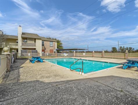 7600 Emmett F Lowry Expressway 416 Texas City TX 77591