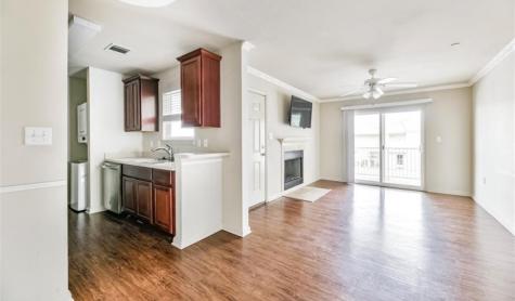 7600 Emmett F Lowry Expressway 416 Texas City TX 77591