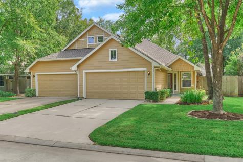 15 Darlinghurst Drive Conroe TX 77384