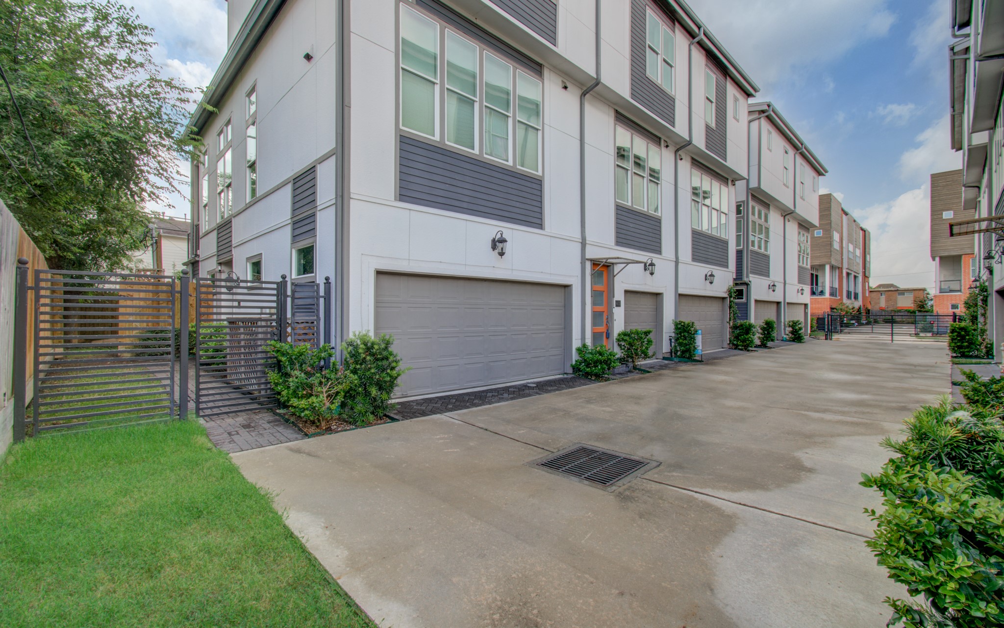 9631 Riddlewood Lane Houston TX 77025