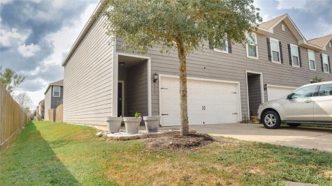 312 Driftwood Grove Lane Brookshire TX 77423
