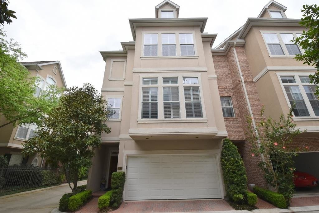 2158 Bancroft Street Houston TX 77027