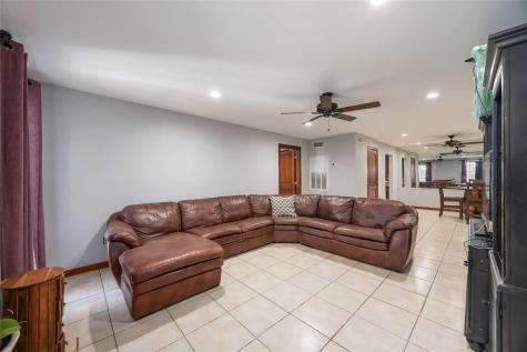7400 Bellerive Drive 1807 Houston TX 77036