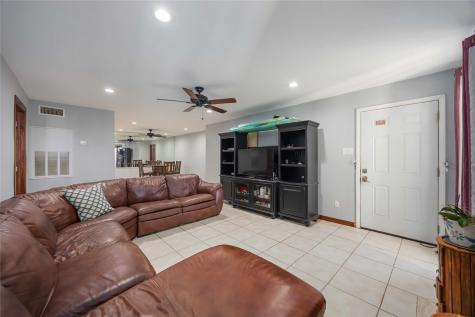 7400 Bellerive Drive 1807 Houston TX 77036