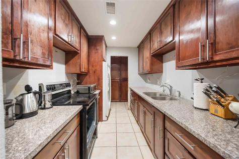 7400 Bellerive Drive 1807 Houston TX 77036