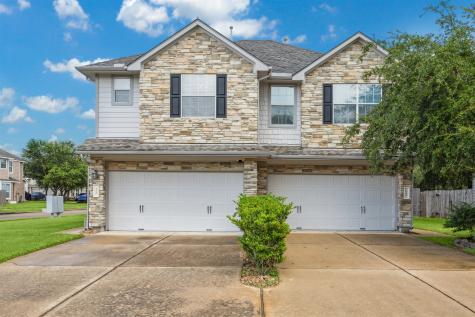 332 Brandy Ridge Lane Dickinson TX 77539