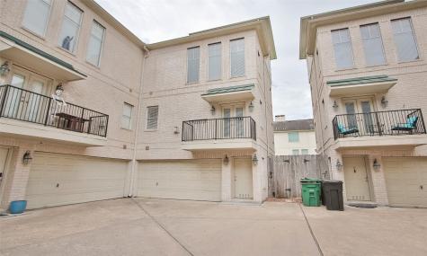 2211 Austin Street Houston TX 77002