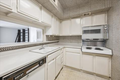 3614 Montrose Boulevard 1001 Houston TX 77006