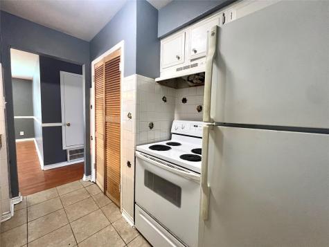 6401 Skyline Drive 19 Houston TX 77057
