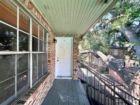 6401 Skyline Drive 19 Houston TX 77057