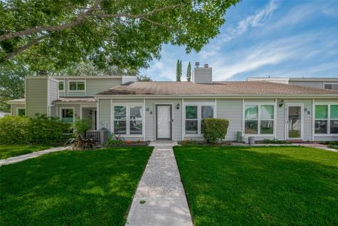 64 Hideaway Drive Friendswood TX 77546