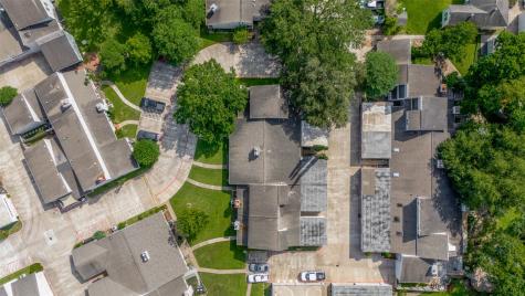 64 Hideaway Drive Friendswood TX 77546