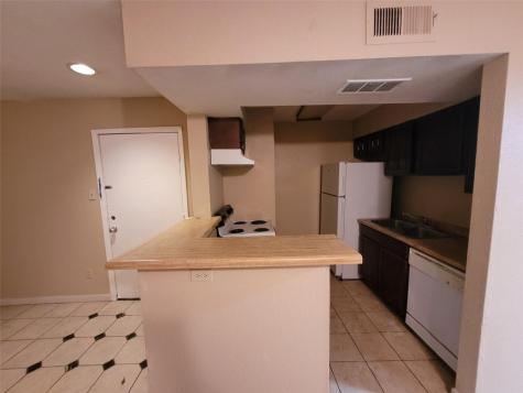 6001 Reims Road 405 Houston TX 77036