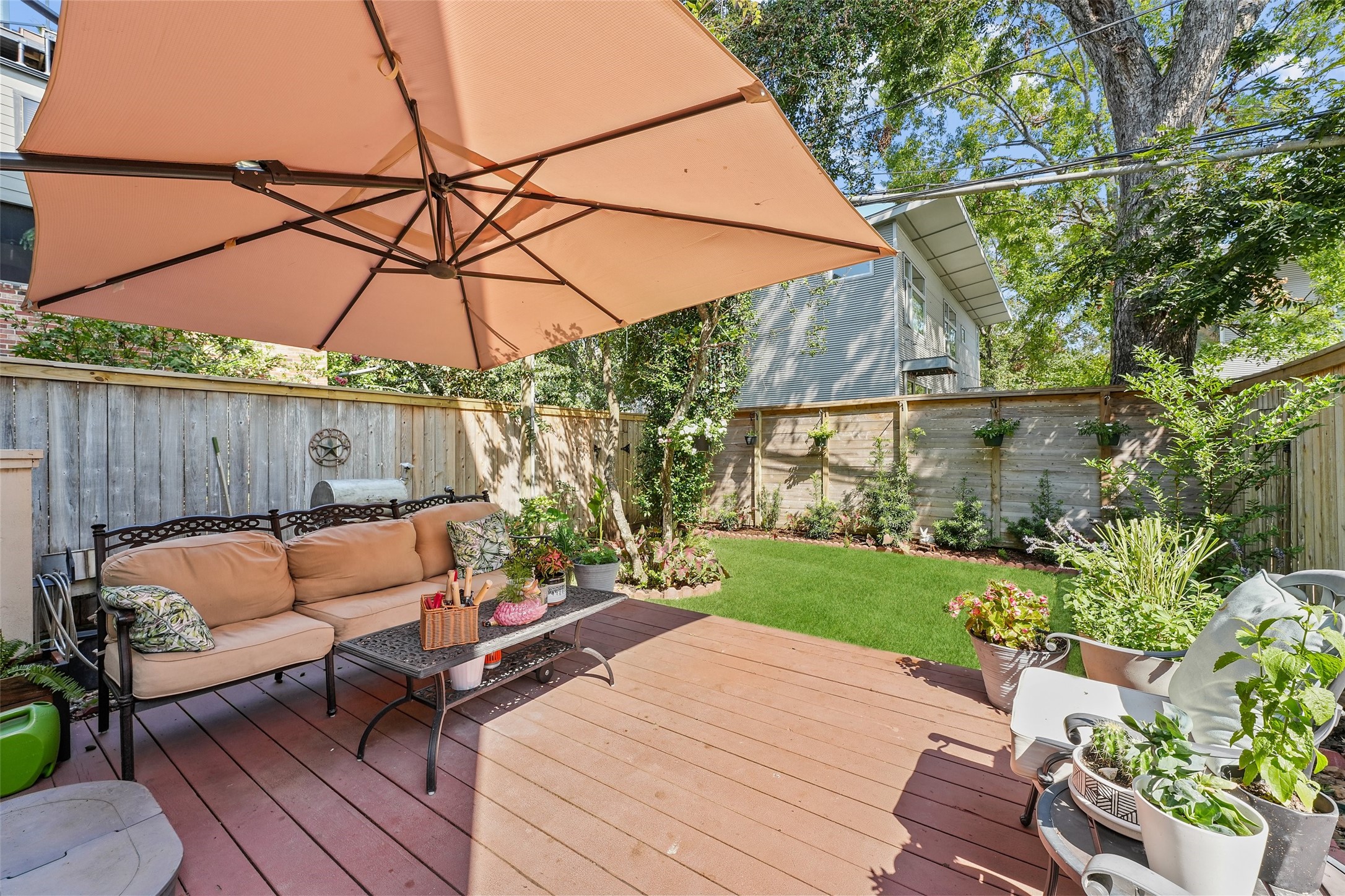 5012 Gibson Street Houston TX 77007