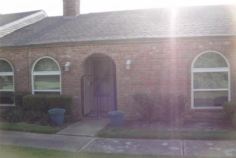 8644 Wilcrest Drive Houston TX 77099
