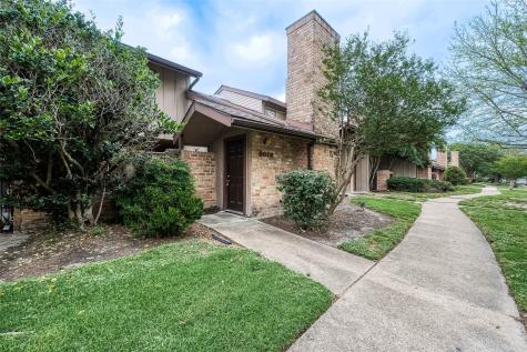 8016 Ellinger Lane Houston TX 77040