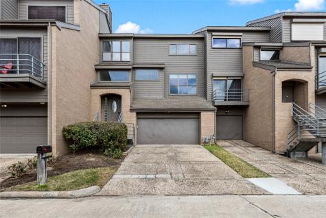 18305 Sandy Cove Houston TX 77058