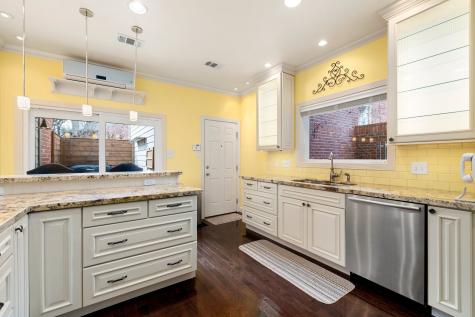 7447 Cambridge Street 70 Houston TX 77054